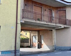 Toàn bộ căn nhà/căn hộ Casa Lucia A Carugo (Carugo, Ý)