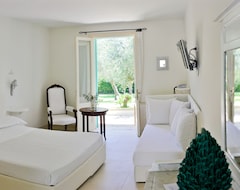 Hotel Tenuta Centoporte Resort (Ótranto, Italy)