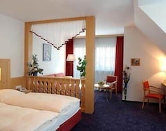 Hotel-Landpension Postwirt (Kirchensittenbach, Almanya)