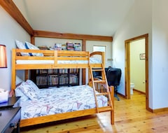 Entire House / Apartment Deep Cove - Two Bedroom Home (Deer Isle, USA)