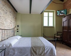 Hotel Residenza Isolina (Monforte d'Alba, Italija)