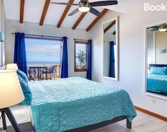 Cijela kuća/apartman Bright Catalina Island Condo With Ocean Views! (Avalon, Sjedinjene Američke Države)