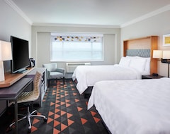 Khách sạn Holiday Inn & Suited Oakville @ Bronte (Oakville, Canada)