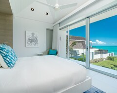 Khách sạn Long Bay Beach Club (Providenciales, Quần đảo Turks and Caicos)