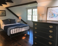 Cijela kuća/apartman Quiet Private Residence Nestled In Historic Wickford Village (North Kingstown, Sjedinjene Američke Države)