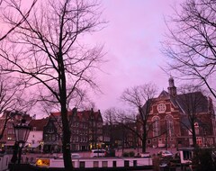 Koko talo/asunto A Gem In Amsterdam,in Jordaan On The Most Popular Canal Prinsen Canal (Amsterdam, Hollanti)