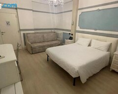 Khách sạn Hotel Central Giacomini (Salo, Ý)