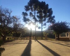 Khách sạn Colonia Saa (Campos do Jordão, Brazil)