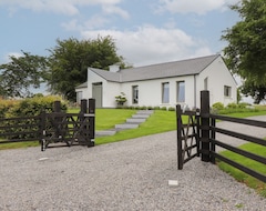 Cijela kuća/apartman Shannon Vale, Pet Friendly, With Open Fire In Woodford, County Galway (Woodford, Irska)