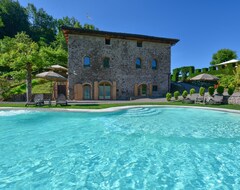 Toàn bộ căn nhà/căn hộ Relax In Nature In The Whole Villa With Swimming Pool Surrounded By Vineyards. (Segonzano, Ý)