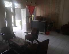 Hotel Capital O 92080 Green Home Stay (Ciamis, Indonesien)