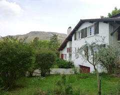 Cijela kuća/apartman Basque House Of 200m2 In A Garden Of 2500m2 (Azkaine, Francuska)