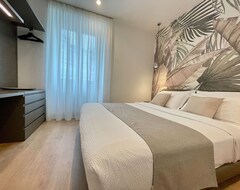 Hotel Clavis Luxury Apartments (Chiavenna, Italy)