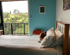Koko talo/asunto Hokianga Haven - A Relaxing Retreat With Spectacular Views From The Top. (Kohukohu, Uusi-Seelanti)