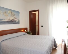 Khách sạn Hotel Gran Venere Beach (Bibione, Ý)