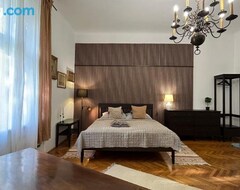 Hele huset/lejligheden Hillside Luxury Residence Budapest With Free Garage (Budapest, Ungarn)
