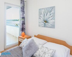 Tüm Ev/Apart Daire One-bedroom Apartment In Povljana (Povljana, Hırvatistan)