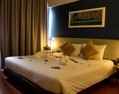 Hotel :) :) Standard Room #16, Karon Beach (Karon Beach, Thailand)