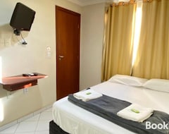 Khách sạn Buriti Hotel (Aracruz, Brazil)