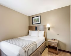 Khách sạn Suburban Extended Stay Hotel Wash Dulles (Sterling, Hoa Kỳ)