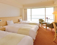 Irago Resort and Convention Hotel (Tahara, Japón)