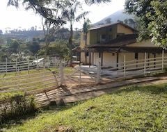 Entire House / Apartment Orange Solar, 06 Suites + 02 Bedrooms + 02 Bathrooms, Asphalt Even In The Farm (Caldas, Brazil)