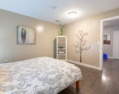 Casa/apartamento entero Self-Contained 3-Bedroom Suite (Vancouver, Canadá)