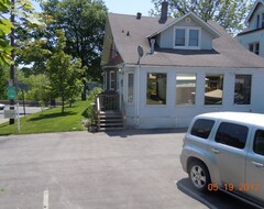Khách sạn Glen Mhor Guesthouse (Thác Niagara, Canada)