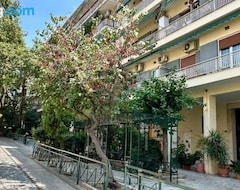 Koko talo/asunto Malenkaia Zhemchuzhina (Ateena, Kreikka)
