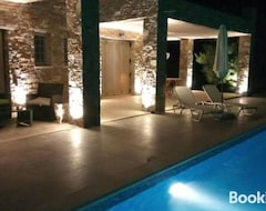 Nhà trọ Aegean Blue Luxury Room with pool (Kymi, Hy Lạp)
