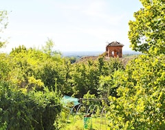 Toàn bộ căn nhà/căn hộ Holiday Home In Asti With A Lovely Hill View From The Garden (Moncucco Torinese, Ý)