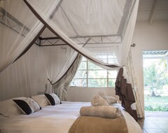 Bed & Breakfast Fawlty Towers (Livingstone, Zambia)