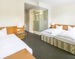 Triple Room Comfort 2 Persons - Hotel Sailer (Innsbruck, Austria)