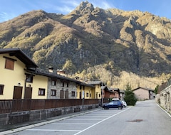 Tüm Ev/Apart Daire Casa Di Montagna Tra Fiume, Rifugi E Sentieri (Valbondione, İtalya)
