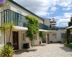 Toàn bộ căn nhà/căn hộ Large High Specification Ground Floor Apartment, With Swimming Pool And Gardens (Penela, Bồ Đào Nha)
