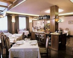 Hotel Quadrifoglio (Pinzolo, Italy)