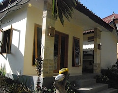 Otel Kirras Beach House (Seminyak, Endonezya)