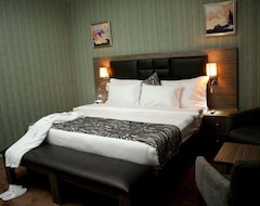 Khách sạn Best Western Plus Elomaz Hotel (Asaba, Nigeria)