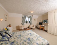 Hotel South Lawn (Milford on Sea, United Kingdom)