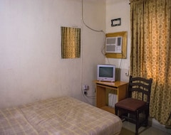 Entire House / Apartment Moye  Sagamu (Sagamu, Nigeria)