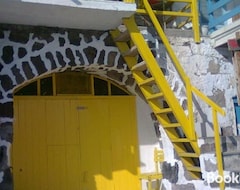Toàn bộ căn nhà/căn hộ The Yellow Boat House (Klima, Hy Lạp)