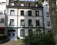 Khách sạn Apartments Spalenring 10 (Basel, Thụy Sỹ)