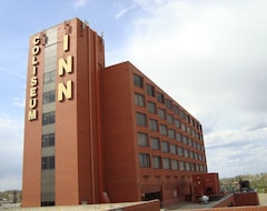 Khách sạn Coliseum Inn (Edmonton, Canada)