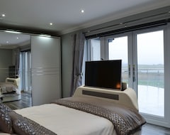 Tüm Ev/Apart Daire 2 Bedroom Accommodation In Clachan Sands, Isle Of North Uist (Oronsay, Birleşik Krallık)