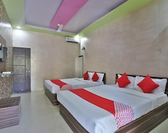 OYO Flagship Hotel Star Villa (Daman, Indien)