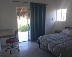 Casa/apartamento entero Fresca: Spacious 1-bedroom In Great Location W/ac! (Cerritos, México)