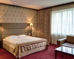 Khách sạn Spa Hotel Dvoretsa (Velingrad, Bun-ga-ri)