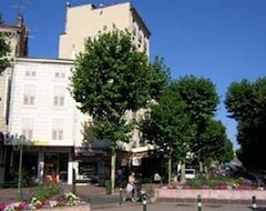 Khách sạn De Paris Et Des Voyageurs Valence (Valence, Pháp)