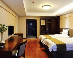 Weihai Golden Bay Holiday Hotel (Weihai, China)