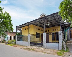 Khách sạn Spot On 91869 Insan Mulia Kost Syariah (Mojokerto, Indonesia)